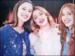 Avec qui a été photographiée Tini ?