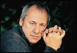 Mark Knopfler est un grand guitariste qui a été le leader du groupe...