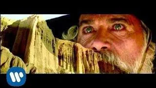 Le titre "Lovers On The Sun " est interprété par Sam Martin mais aussi par un Dj très connu, qui est-ce ?.