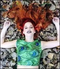 L'amie originale de la principale : quel est son nom ?