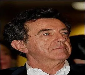 Qui sortit de la classification d'animaux nuisibles, la martre, la belette, le putois, en 2002 ?