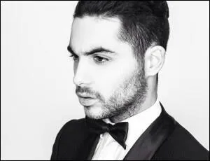 En quelle ann&eacute;e a-t-il particip&eacute; &agrave; l'&eacute;mission "Dr&ocirc;les de petits Champions" ?