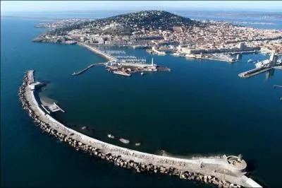 Quel département ne pouvez-vous pas rejoindre directement à partir de celui de l'Hérault ?