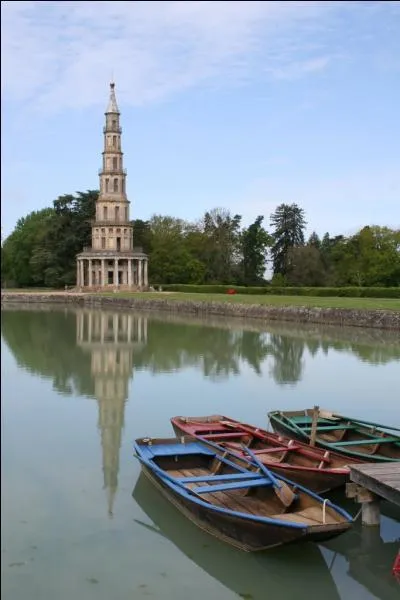 Le département de l'Indre-et-Loire n'est pas frontalier de celui :