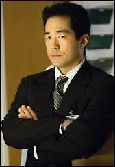 Avec qui Cho a-t-il à un moment une liaison ?