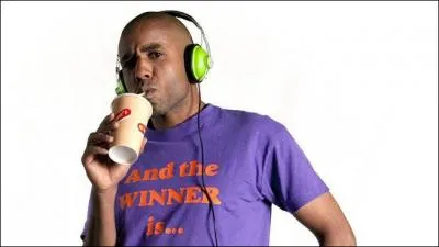 Où travaille-t-il ?