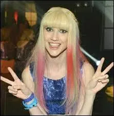 Francesca se déguisera en Fausta.