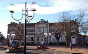 Nous nous trouvons à Savigneux, ville Ligérienne située en région ...