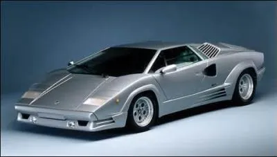 Quel est ce modèle de la marque italienne Lamborghini ?