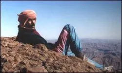 Dans quelle localité du Haut Atlas se forment les guides de montagnes marocains ?