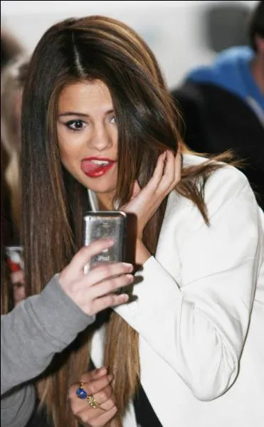 Qui des trois est sortie avec Justin Bieber ?