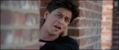 Pourquoi Aman chante-t-il? Il est trs content de voir Naina et Rohit ensembles...