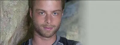 Quel est cet homme, directeur d'hôtel en Savoie ?