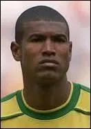 Comment s'appelle-t-il ?