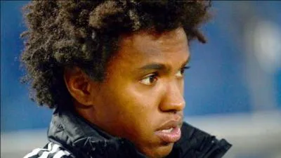 Lequel de ces joueurs est brésilien ? 