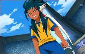 Avec qui Zanark Avaloniv fait-il le Mini Max ?