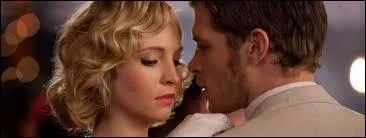 Dans les épisodes qui suivent, Klaus est tombé amoureux de :