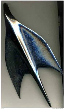 Voici un emblème de la défunte marque Simca, une hirondelle stylisée, pourquoi ?