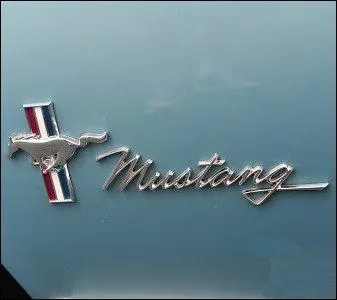 Concernant Mustang, une marque de Ford, une seule des affirmations suivantes est sûre : laquelle ?