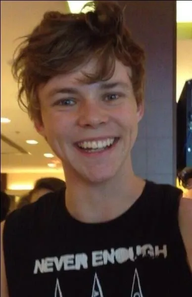 Quand est né le batteur du groupe ?