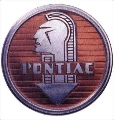 Mais quel rapport peut-il bien y avoir entre la (défunte) marque Pontiac, la ville de Detroit et un Indien ?