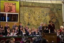 Pour créer sa Fondation , B.B. a mis en vente ses objets personnels ; quel objet insolite a-t-elle mis en vente à la fin de celle-ci ?