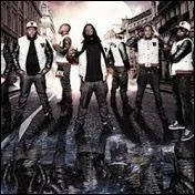 Qui est cette fan d'un groupe dont les membres ont tous fait un album solo ?