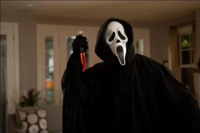 Combien y a-t-il de tueurs dans "Scream 4" ?