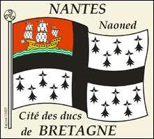 Cette grande chanteuse disparue le 24 novembre 1997, chantait "Nantes". Donnez-moi son nom.