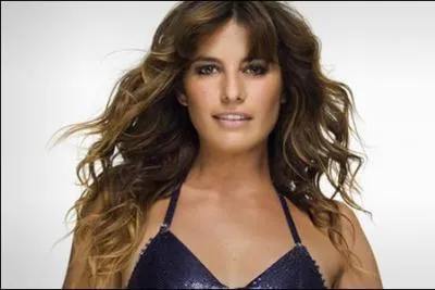 En vrai, elle s'appelle Laëtitia Milot, mais dans Plus belle la vie, quel est son nom ?