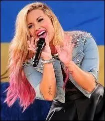 Dans quelle émission a-t-elle été la jurée ?