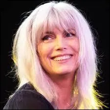 Une grande dame de la country, Emmylou Harris, a chanté ''Blue Kentucky Girl'' . Quelle est la capitale du Kentucky ?