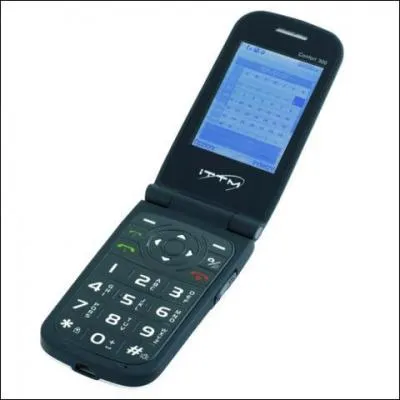 Dans quelle série le personnage principal ne se sépare-t-il jamais de son téléphone portable afin de rester en liaison avec ses collègues de la CAT ?