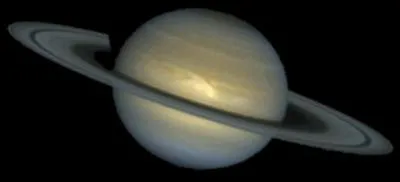 Ah, cet énorme anneau... En vérité lui-même constitué de sept anneaux finement divisés... Magnifique... Sans compter les deux cents satellites observés... Tous ces chiffres me font... tourner la tête ! Vous savez tous bien quelle est cette énorme boule de gaz si légère qu'elle pourrait flotter sur l'eau !