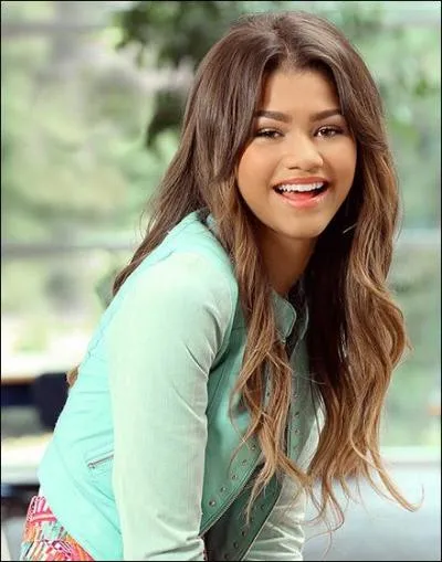 Quelle est la profession du beau-p&egrave;re de Zoey ?