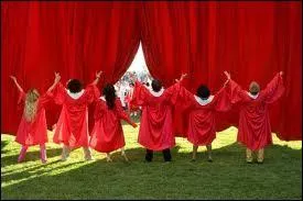 Comment s'appelle "High School Musical 3" ?