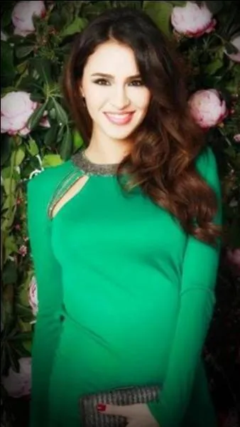 Pour qui s'est-elle fait passer ?