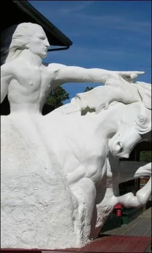 Le légendaire Crazy Horse fut sans aucun doute l'un des plus grands chefs Lakotas (Sioux). A quel groupe de cette nation appartenait-il  ?