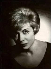 Quel est le nom de famille de Jacqueline François ?