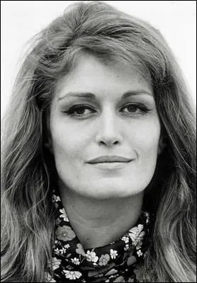 Et Dalida, son nom c'est ...