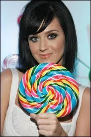 Quel est le nom de son site officiel ?