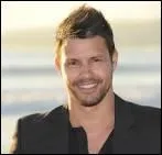 Apres avoir été l'assistante de Nicolas, elle a fini par lui déclarer sa flamme mais ce n'était pas réciproque... Qui est-elle ?