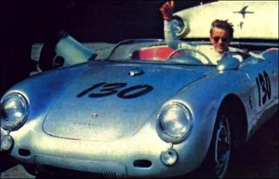 James Dean s'est tu&eacute; dans un accident de voiture le 30 septembre 1955. Dans combien de films avait-il jou&eacute; ?