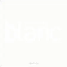 Vous entrez dans une pièce une allumette à la main. Il fait noir et les seuls producteurs de lumière sont : une bougie, une cuisinière à gaz et une lampe à pétrole. Qu'allumez-vous en premier ?