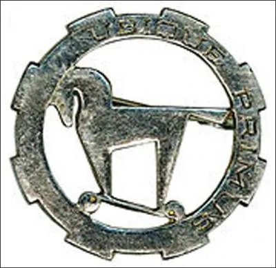 Où est stationné le 1er régiment de chasseurs d'Afrique ?