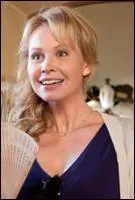 Comment s'appelle la mre de l'ex de Clem ?