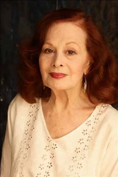 Comment s'appelle la mre de la mre de Clem ?