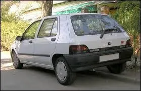 Cette Renault est une...