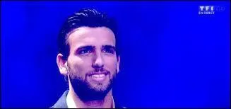 Et lui comment s'appelle-t-il ?