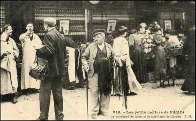 Des marchands ambulants, &agrave; la sauvette, &agrave; la cri&eacute;e, pour en trouver pas besoin d'aller au magasin Leclerc, ils &eacute;taient au coin du trottoir ! Mais que proposaient ces deux-l&agrave; ?